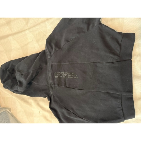 Alphalete Identity Cropped Hoodie - Picture 3 of 4